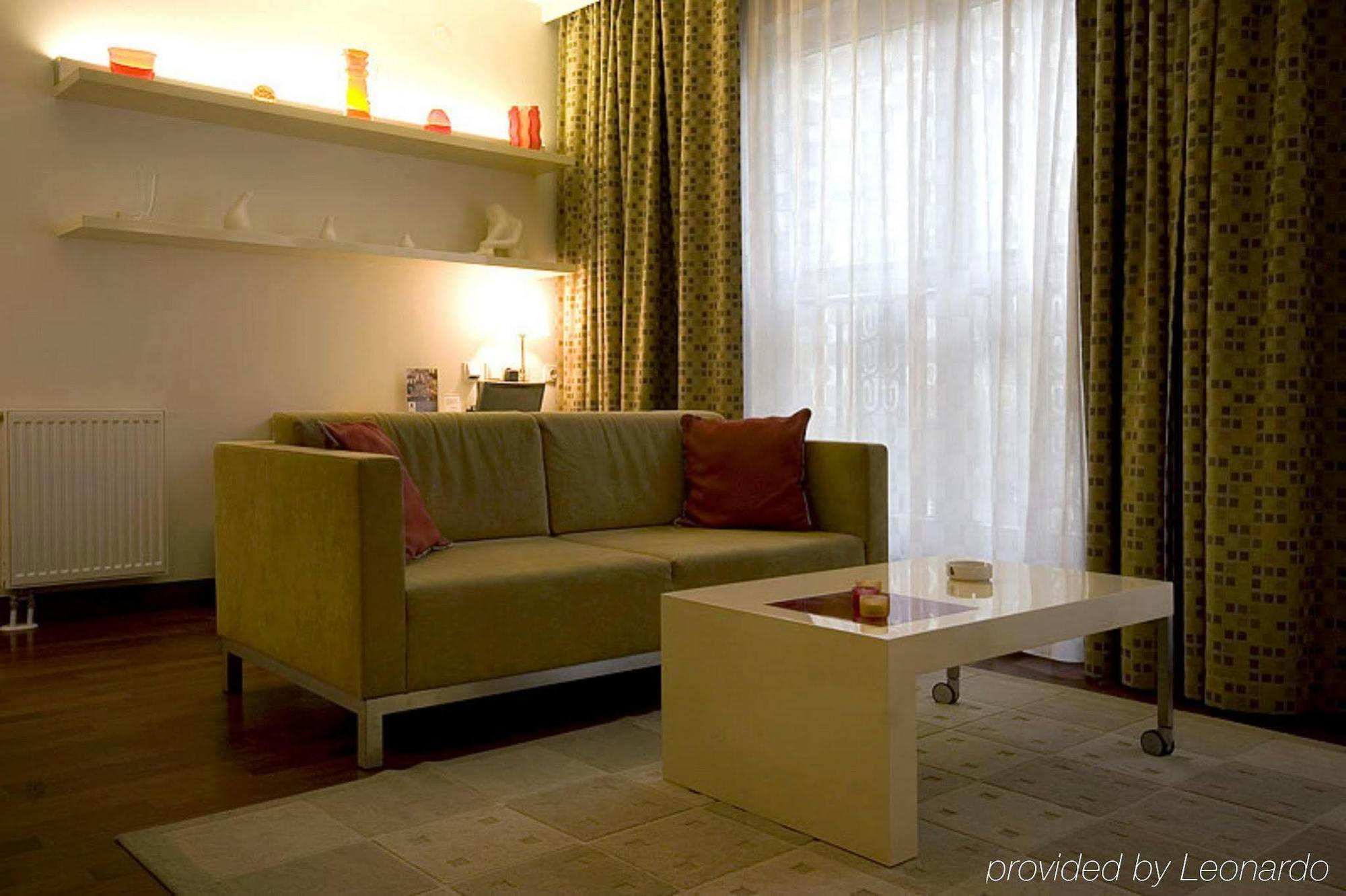 Mamaison Residence Diana Varsóvia Quarto foto